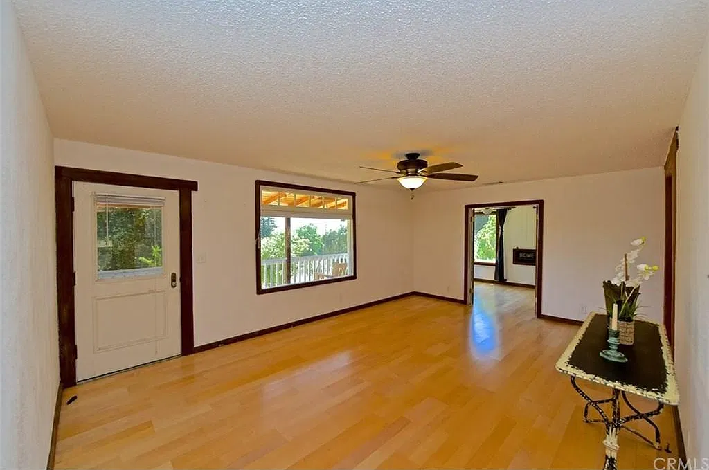 2 bed, 1150 sqft, $2,900 — Photo 1