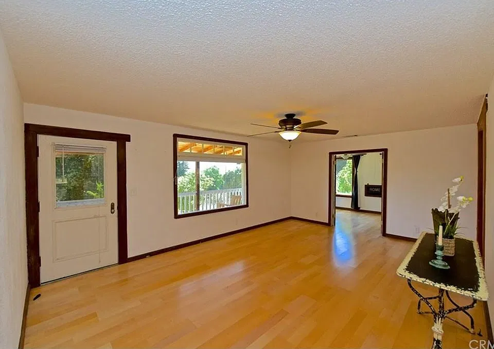 5494 Portola Rd