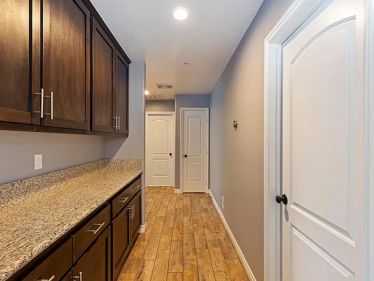 11126 Joshua St — Photo 15