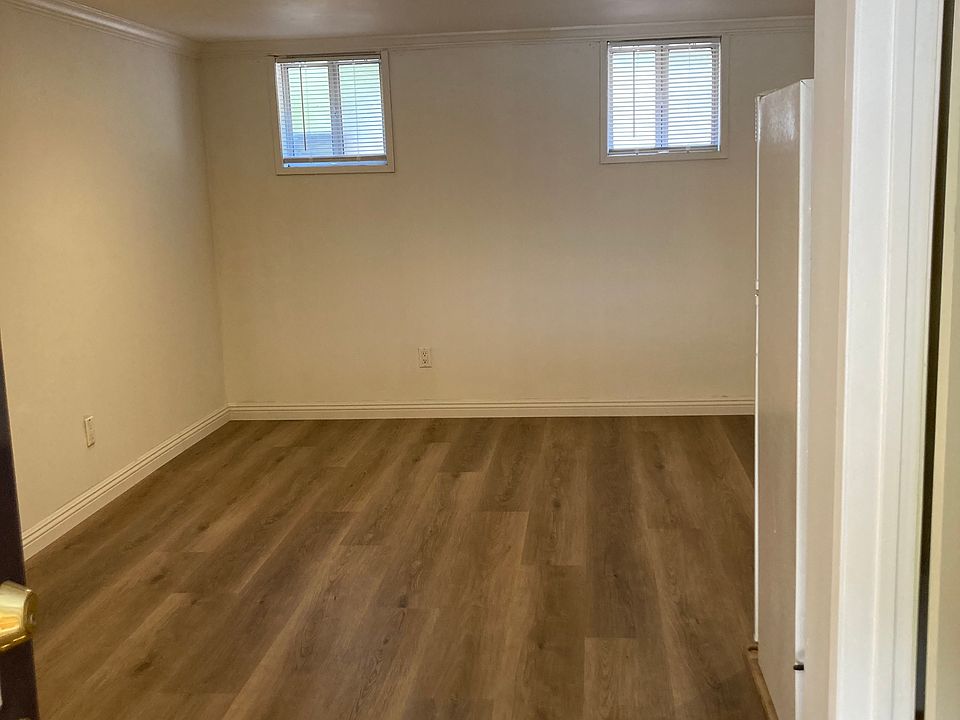 1st image of 2619 Hermosa Ave