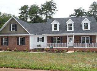 1130 Gillan Dr, Salisbury, NC 28146