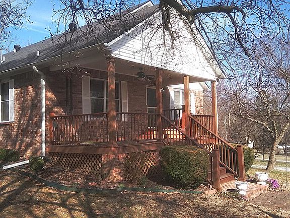 2nd image of 551 N Blue Jay Ln