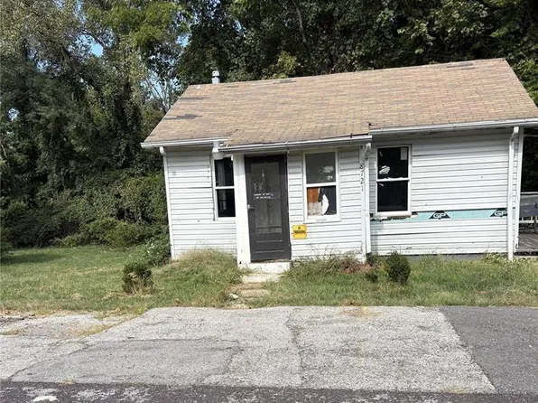 8721 Shirley Ave, Saint Louis, MO 63121