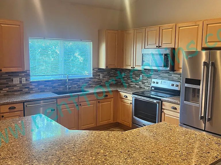 8089 Lighthouse Ln — Photo 20