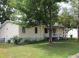 84 Hal Dr, Mountain Home, AR 72653