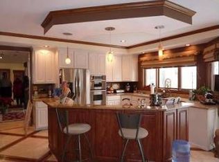 5715 Hampton Dr, Long Grove, IL 60047