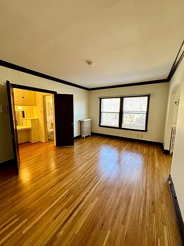 Floor plan 304