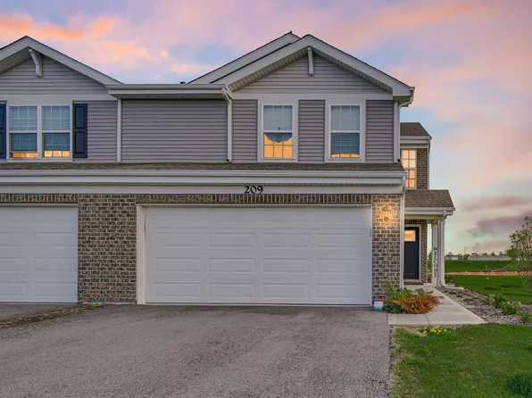 209 Aviana Ave, Hobart, IN 46342