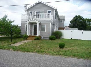 21 W Saint Johns Ave, Villas, NJ 08251