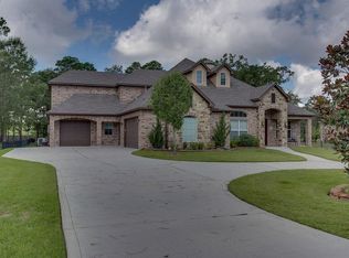 27815 Golden Oak Chase Ct, Spring, TX 77386