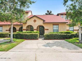 626 Briar Way Ln, Saint Johns, FL 32259