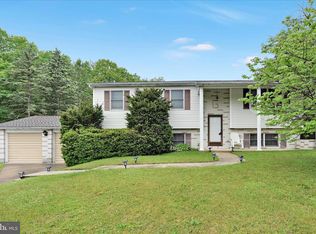 2001 Chestnut St, Pottsville, PA 17901