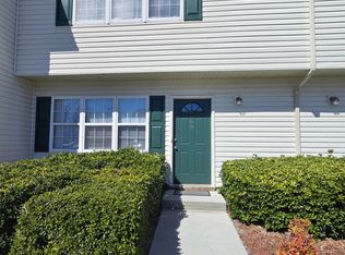 69 Crush Ct, Swansboro, NC 28584