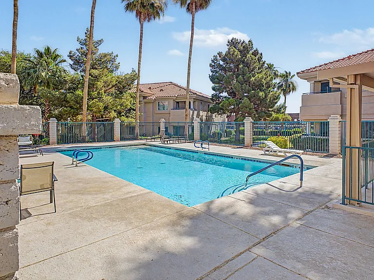 381 Manti Pl — Photo 26