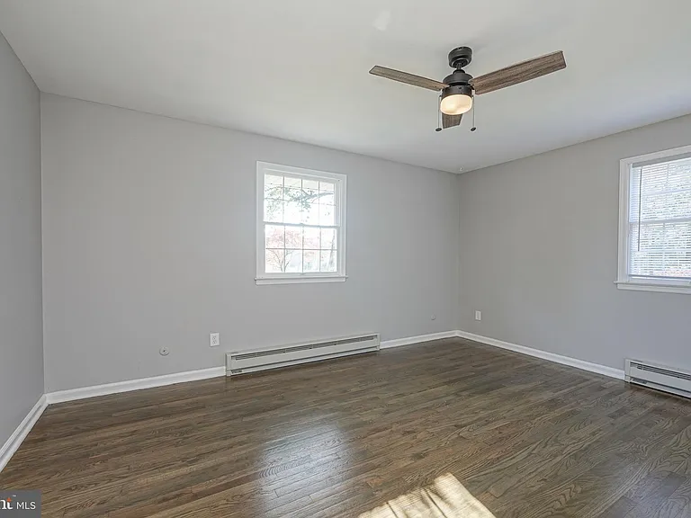 123 Thies Rd — Photo 21