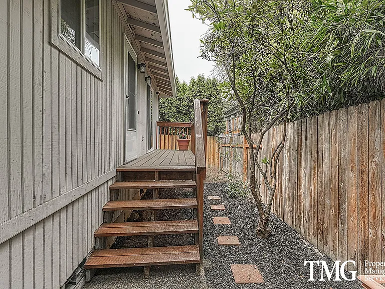 5223 SW 62nd Ave — Photo 17