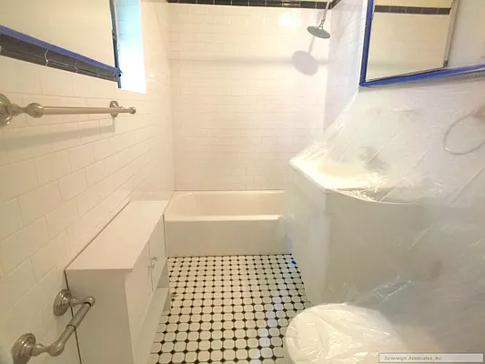 Rented by Sovereign Associates | media 10