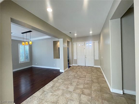 3rd image of 5810 Majestic Tide Ave