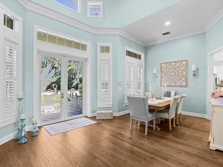 851 SW Pine Tree Ln — Photo 10