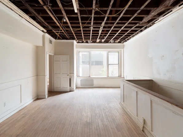 18 West 76th Street image 12 of 18