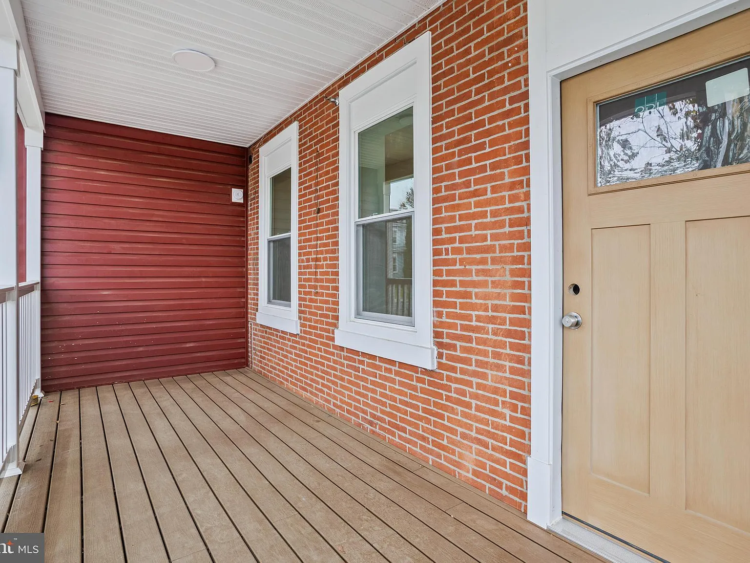 1 bed, 916 sqft, $2,095 — Photo 3