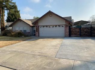 3735 E Elowin Ct, Visalia, CA 93292