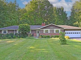 1157 White Oak Rd, Amelia, OH 45102