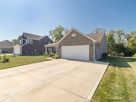 5th image of 10041 James Run Dr