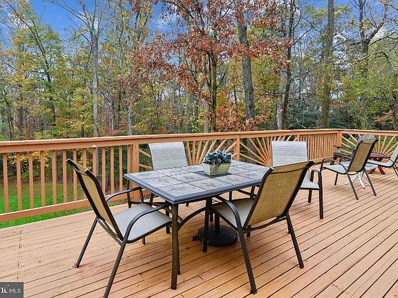 3rd image of 2113 Twin Mill Ln
