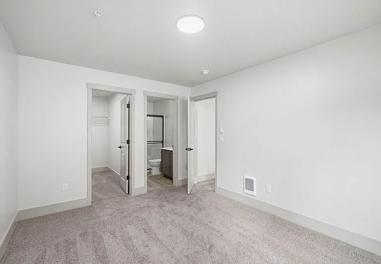 1816 N 15th St #202 — Photo 10