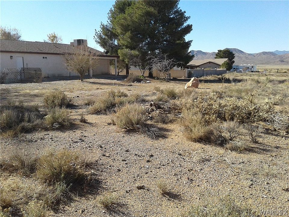 2nd image of 9805 N Whipple Drive