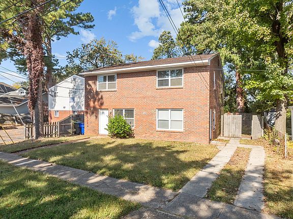 2nd image of 912 Druid Cir Unit 1-B