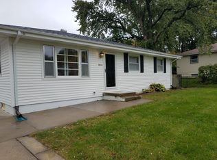 4816 N 93rd St, Omaha, NE 68134