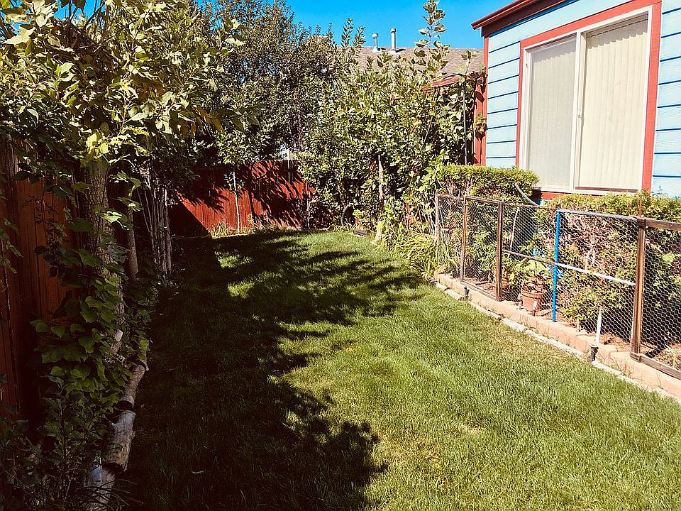 2nd image of 19100 E Carmel Dr