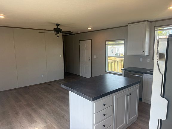 4th image of 15931 Pine Grove Road Ext W #W