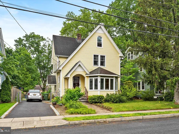 141 South St, Hightstown, NJ 08520