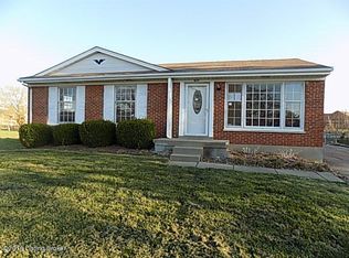 5015 Acapolca Way, Louisville, KY 40219