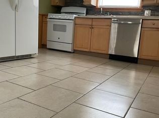 20 W Noble St, Nanticoke, PA 18634
