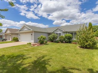 209 Lake Lida Ln, Rochelle, IL 61068