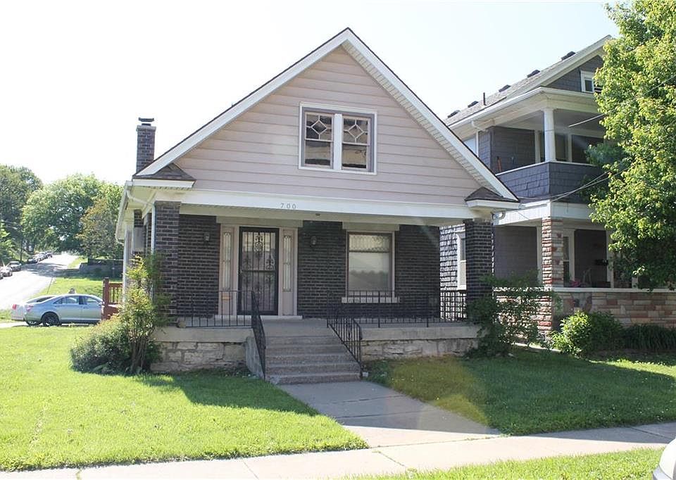 1st image of 700 N 8th St
