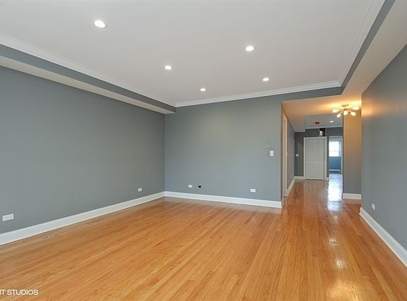 3rd image of 5627 N Bernard St #2