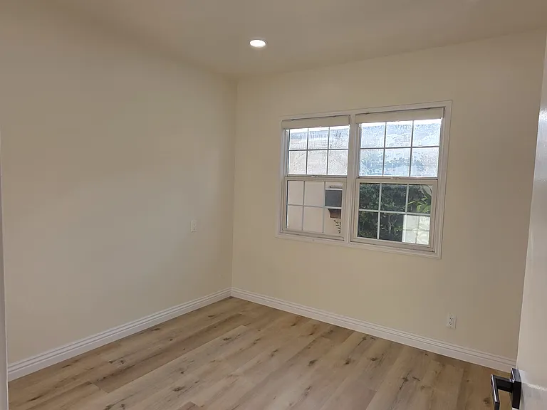 15063 Walbrook Dr — Photo 15