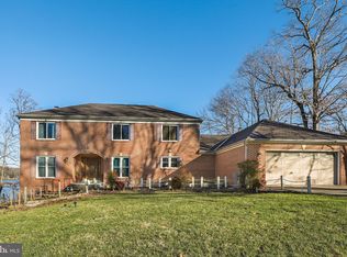 18507 Cabin Rd, Triangle, VA 22172