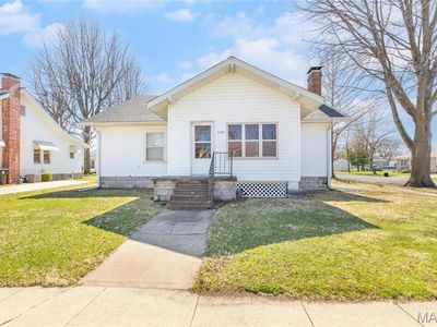 533 Locust St, Carrollton, IL, 62016
