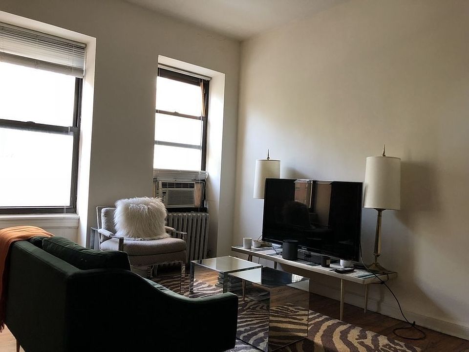 1st image of 355 E 88th St APT 3C