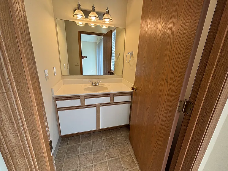 2381 Brown Rd — Photo 22