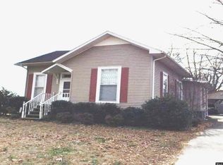 111 Melrose St, Greenfield, TN 38230