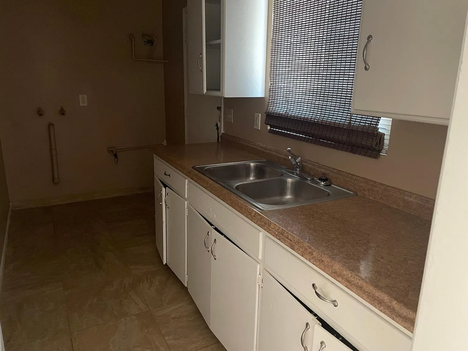1 bed, 600 sqft, $1,100 — Photo 4