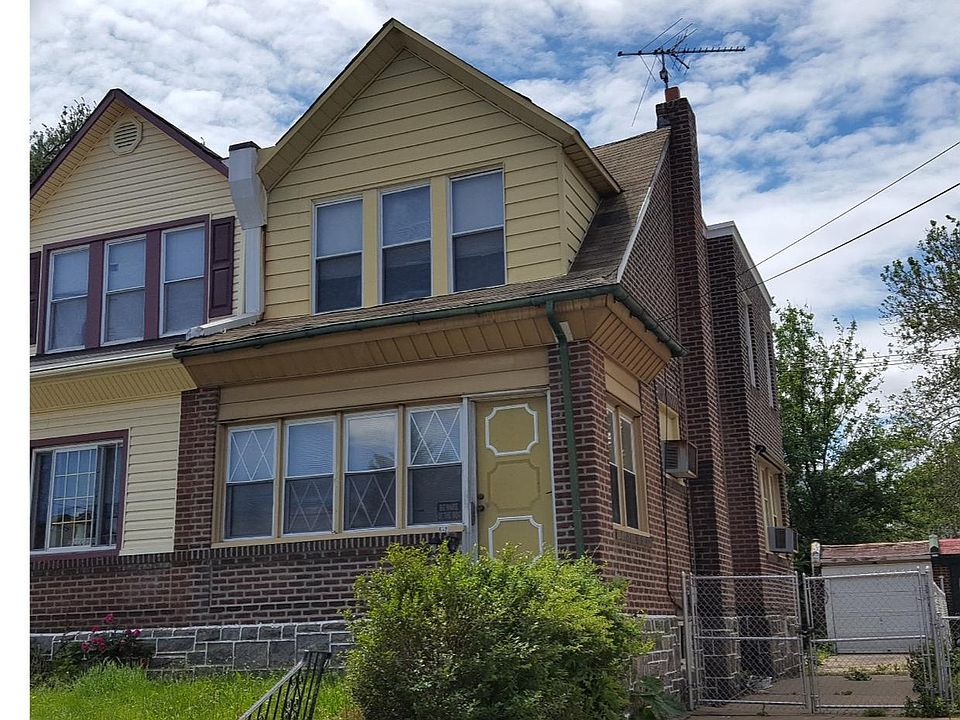 2nd image of 632 Magee Ave