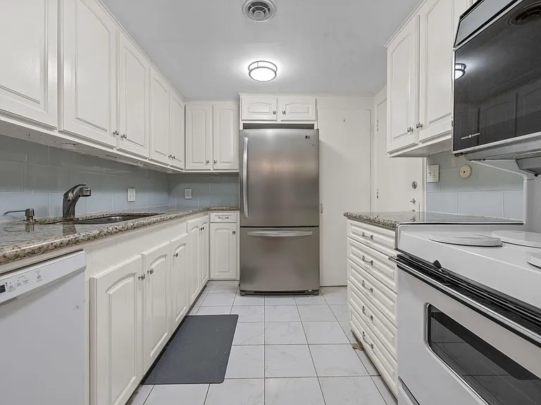642 S Ripple Creek Dr #642 — Photo 7